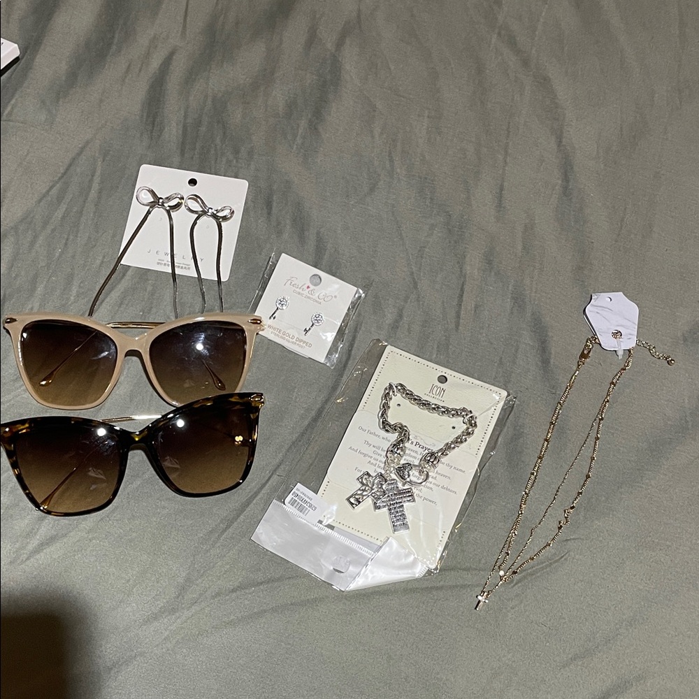 Accessory Bundle